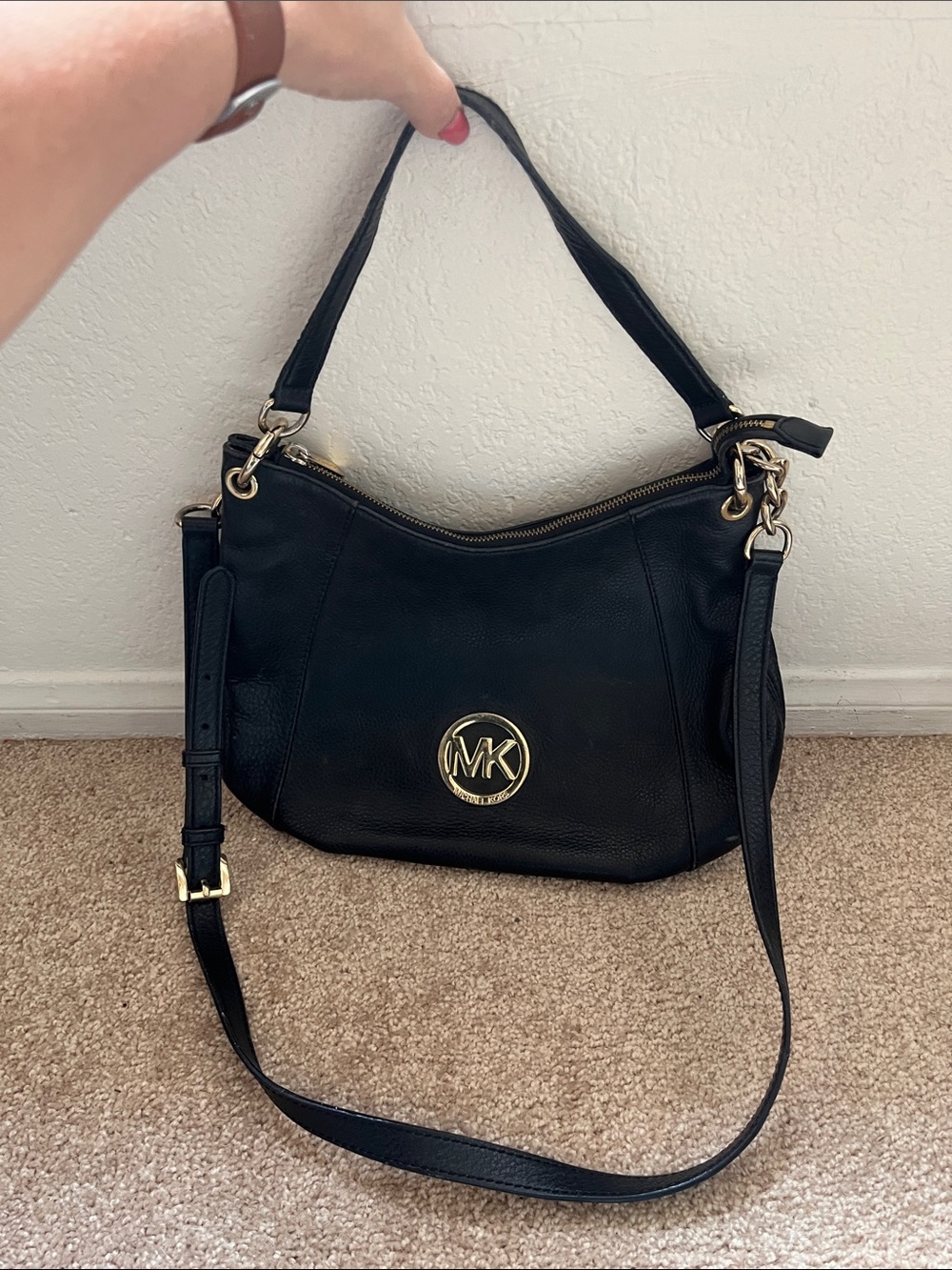 Michael Kors Black Leather Shoulder Hobo; Shoulder/Crossbody W/ Gold MK Emblem